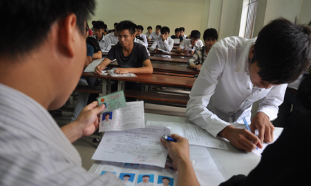 Đề xuất phương án thi “2 trong 1” với 8 môn