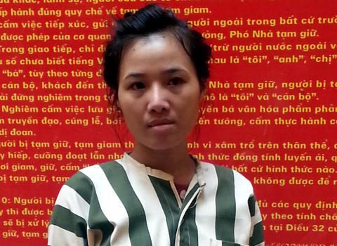 Bắt quả tang kiều nữ bán dâm kiêm môi giới