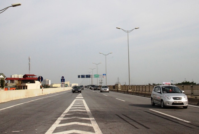 Đường trên cao 'cán đích' trước 18 tháng, thưởng 180 tỷ