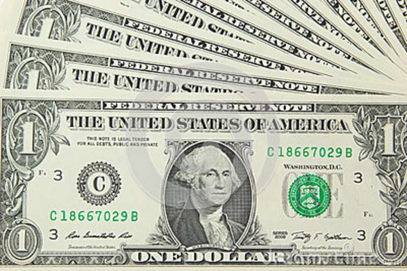 Ngủ dậy phát hiện có hơn 4 nghìn tỷ USD trong tài khoản