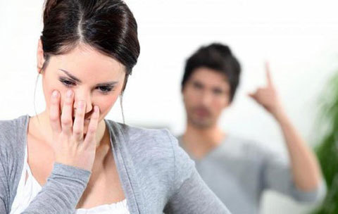 “Chết ngất” vì phát hiện bí mật động trời của chồng sắp cưới