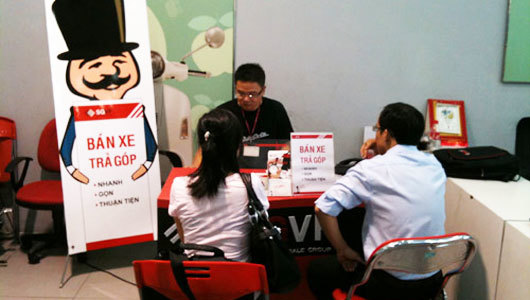 Khổ như mua xe máy trả góp
