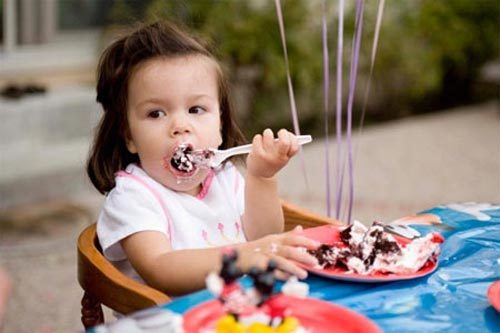 Phục em dâu Mỹ dạy con tự lập