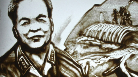 Clip tuyệt tác tranh cát về Đại tướng của họa sĩ 'Nhật ký của mẹ'