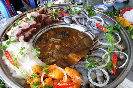 Dân nhậu Việt say mồi hóa chất