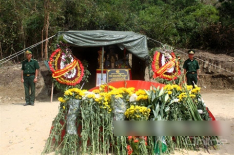 Đại tướng, an nghỉ, trực thăng