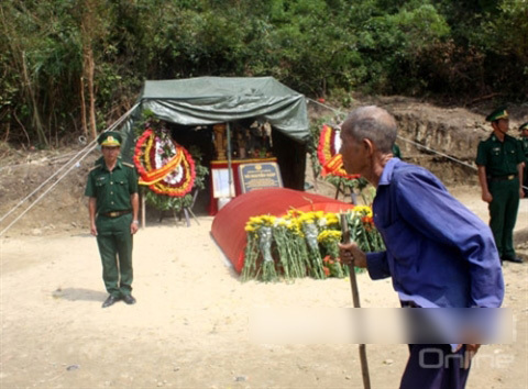 Đại tướng, an nghỉ, trực thăng
