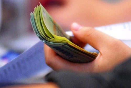 Nỗ lực thoái nợ, đại gia tìm chốn yên thân