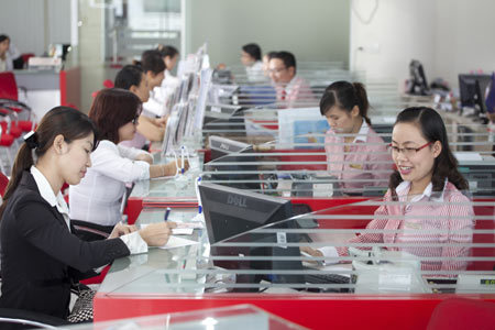 Miễn, giảm lãi vay cho nạn nhân của bão số 10