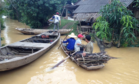 Hãy đồng hành cùng miền Trung thân yêu