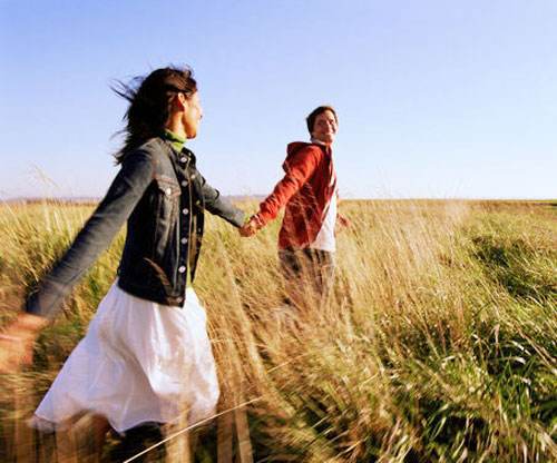 Bạn gái nói chưa để ý đến chuyện tình cảm là như thế nào?