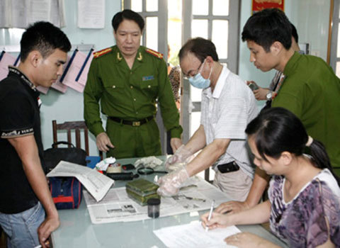 Dương Chí Dũng: Triệu đô cho bồ, vợ con tủi khổ, anh em vào tù