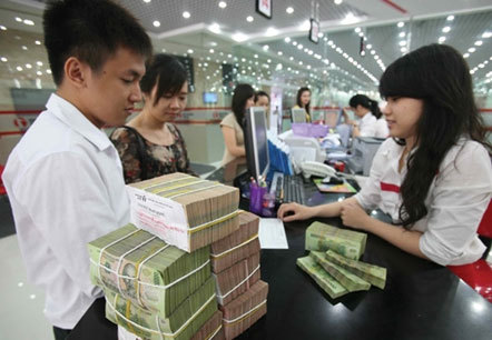 Nói và làm: Nhà băng cầu cứu khách hàng nhỏ lẻ