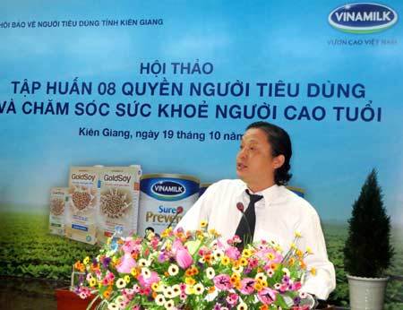 Người cao tuổi Việt ít được quan tâm dùng sữa