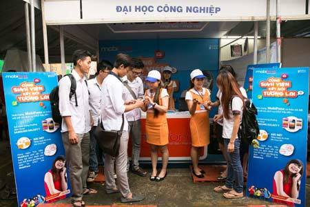 “Mách” tân sinh viên tránh xa cảnh nghèo tiền