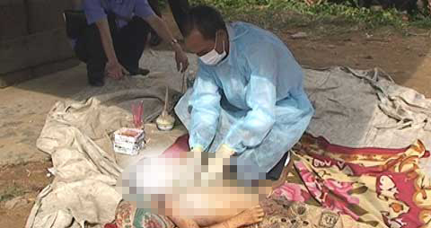 Hai cháu nhỏ bị chém hàng chục nhát đến chết