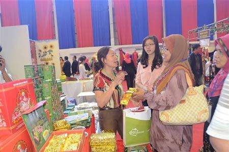 Khai mạc hội chợ hàng thủ công mỹ nghệ Hà Nội 2013