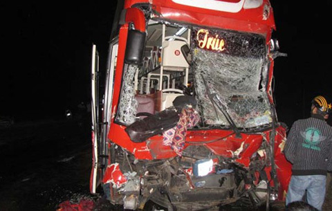 Xe giường nằm lại gây tai nạn kinh hoàng