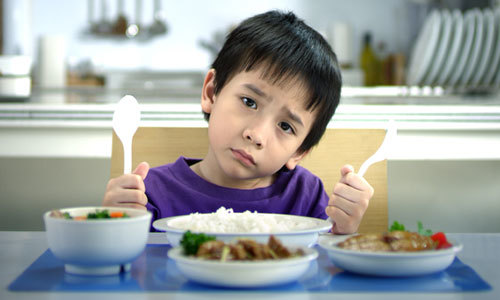 Trẻ biếng ăn uống B1 là ăn 'thun thút'?