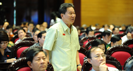 Dân gọi số lạ cán bộ không nghe