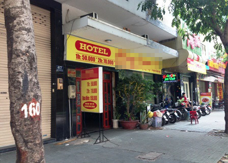 Đôi nam nữ chết bất thường trong khách sạn