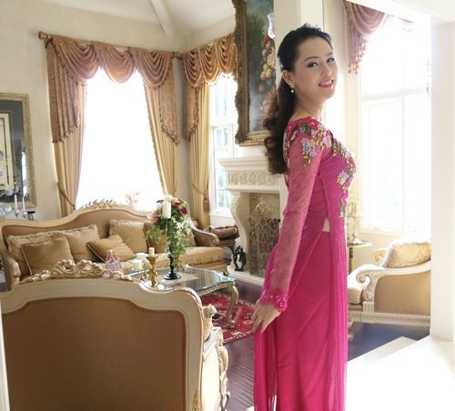 Dinh cơ hoành tráng của sao Việt ở hải ngoại
