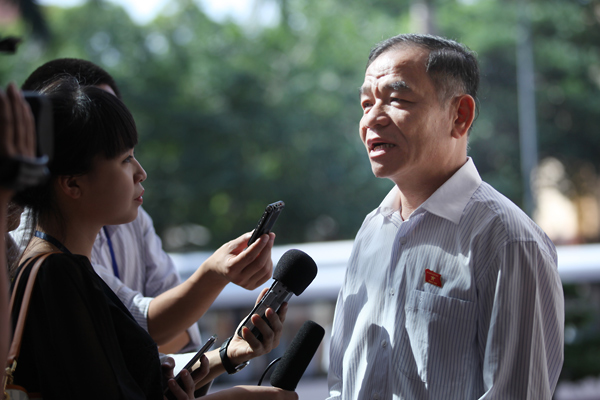 Ai chấm thi tuyển thứ trưởng?