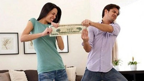 Đưa cho vợ 1 triệu/tháng nhưng đòi ăn ngon mặc đẹp