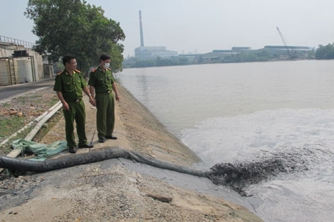 Sẽ thanh tra công ty 10 lần “đầu độc” sông Đồng Điền