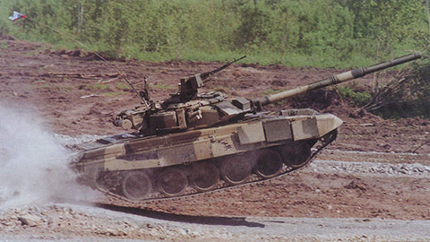 Dàn siêu tăng T-90 dàn trận bắn phá mục tiêu