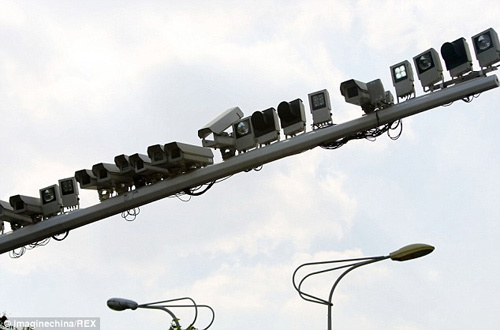 Dân TQ ngán ngẩm với camera giám sát chằng chịt