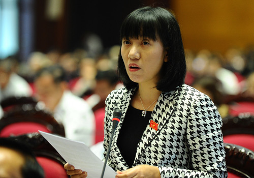 Khám chữa bệnh BHYT: Dễ cho quản lý, khó cho dân