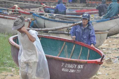 Hối hả sơ tán hàng vạn dân tránh siêu bão Haiyan