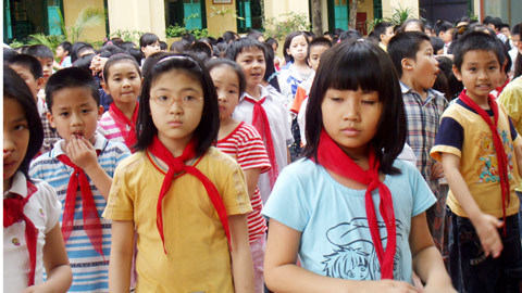 Học sinh Hà Nội và một số tỉnh nghỉ học tránh bão