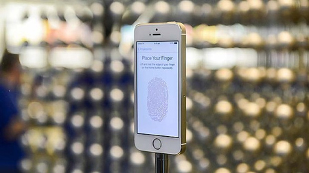 Sắp có iPhone 6 màn hình cong, 5,5 inch