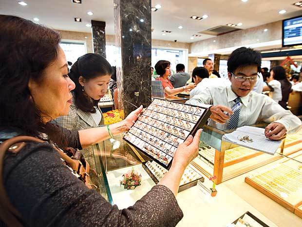 Vàng nữ trang tối thiểu đạt hàm lượng 8 kara