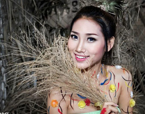 Những hot girl sẵn sàng 'cởi' vì nghệ thuật body painting