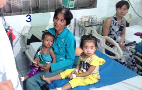 Cố tình đổ thuốc sâu vào bình sữa giết hại bé gái?