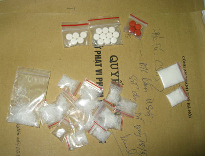 Bán ma túy vào trường … cai nghiện