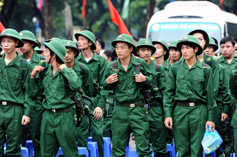 Quê tôi, nhà nào có con đi NVQS thì tự hào lắm