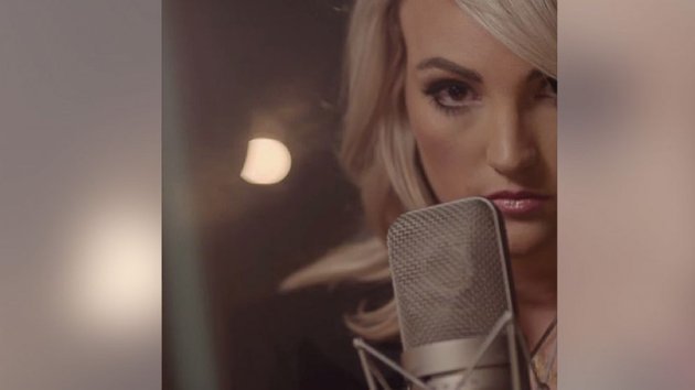 Em gái Britney Spears ra đĩa đơn đầu tay