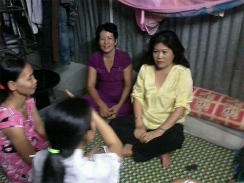 Mang thai hộ giá nửa tỉ đồng