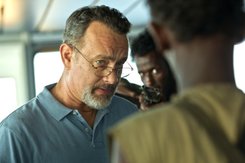 Tom Hanks dưới họng súng cướp biển Somalia