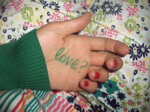 Chồng công khai sống với bồ, thách thức vợ ly hôn