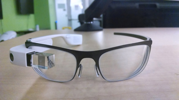 Google cho đổi Glass mới miễn phí
