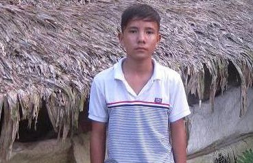 Cậu bé 14 tuổi bơ vơ giữa đời khi mẹ mất