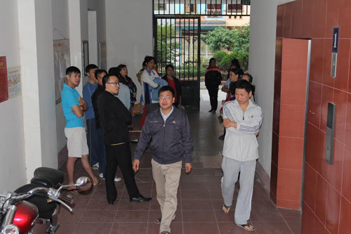 Đã hết cảnh nghìn dân 'đèn dầu, thang bộ' ở Hà Nội