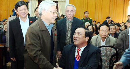 'Sắp xử tham nhũng lớn, bà con hãy chờ xem'