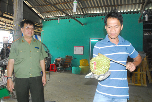 Tiểu thương 'ngoại' lén lút phá hoại kinh tế Việt Nam