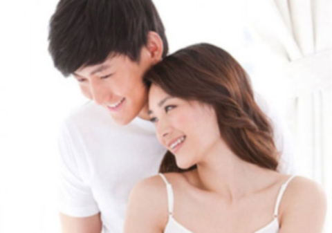 Ám ảnh với nội y cũ mèm của vợ